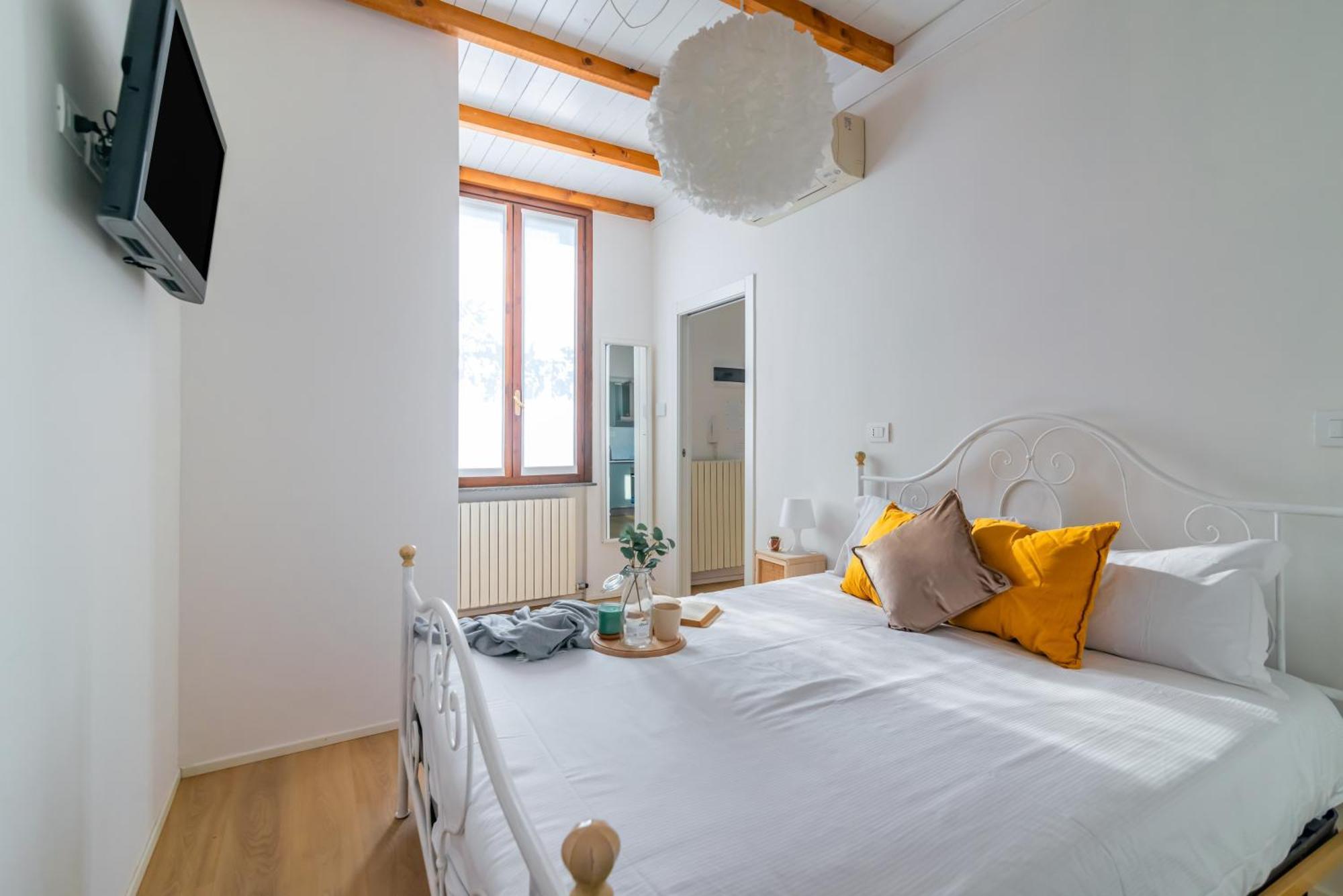 La Corte 48 - Pavia City - By Host4U ภายนอก รูปภาพ